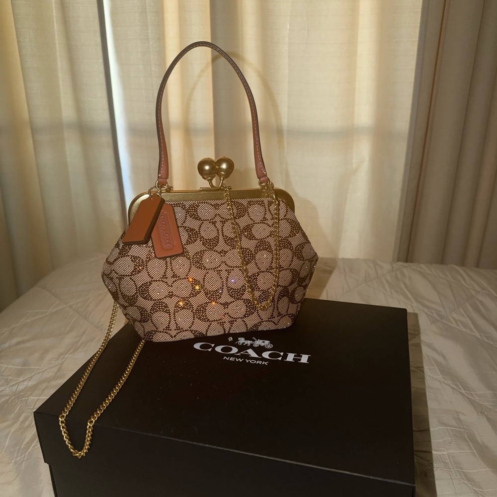 Coach Kisslock Frame Bag In Crystal Signature Jacquard
